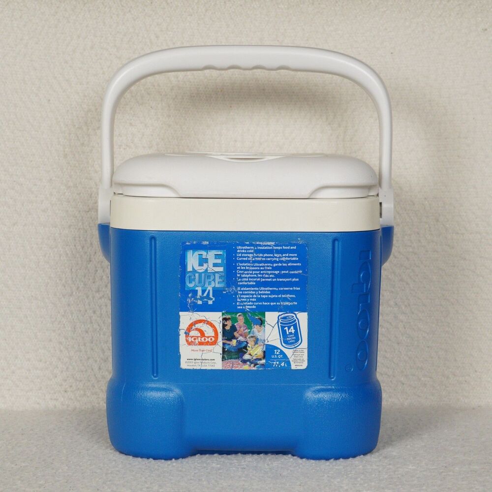 Igloo Ice Cube Plastic Cooler with Lid Storage 12 Quart 14 Can Insulated 2003